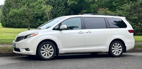 Toyota Sienna 2015
