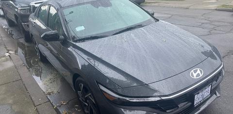 Hyundai Elantra 2025