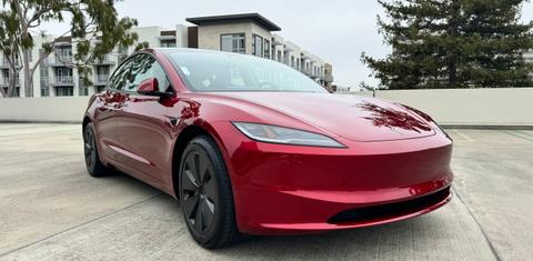 Tesla Model 3 2024