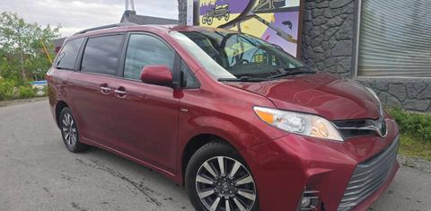 Toyota Sienna 2018