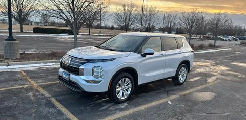 Mitsubishi Outlander 2025