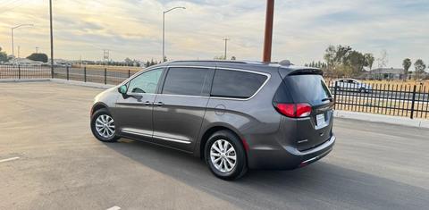Chrysler Pacifica 2019