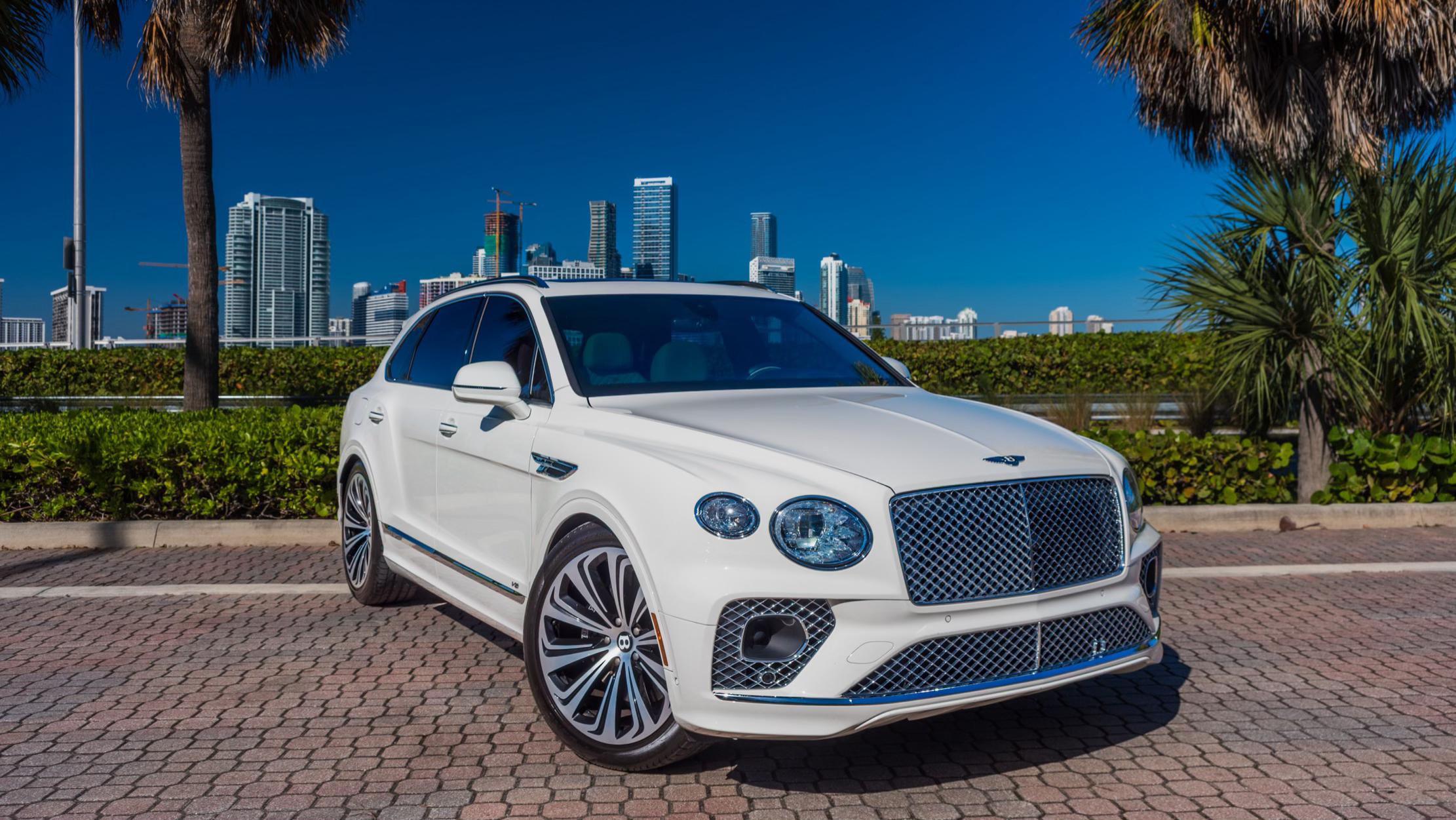 Bentley Bentayga 2021 in 
