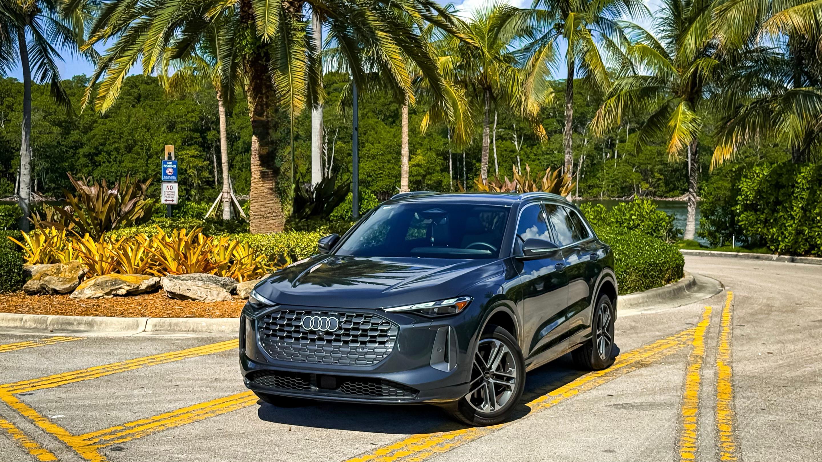 Audi Q5 2025 in Sunny Isles Beach, FL