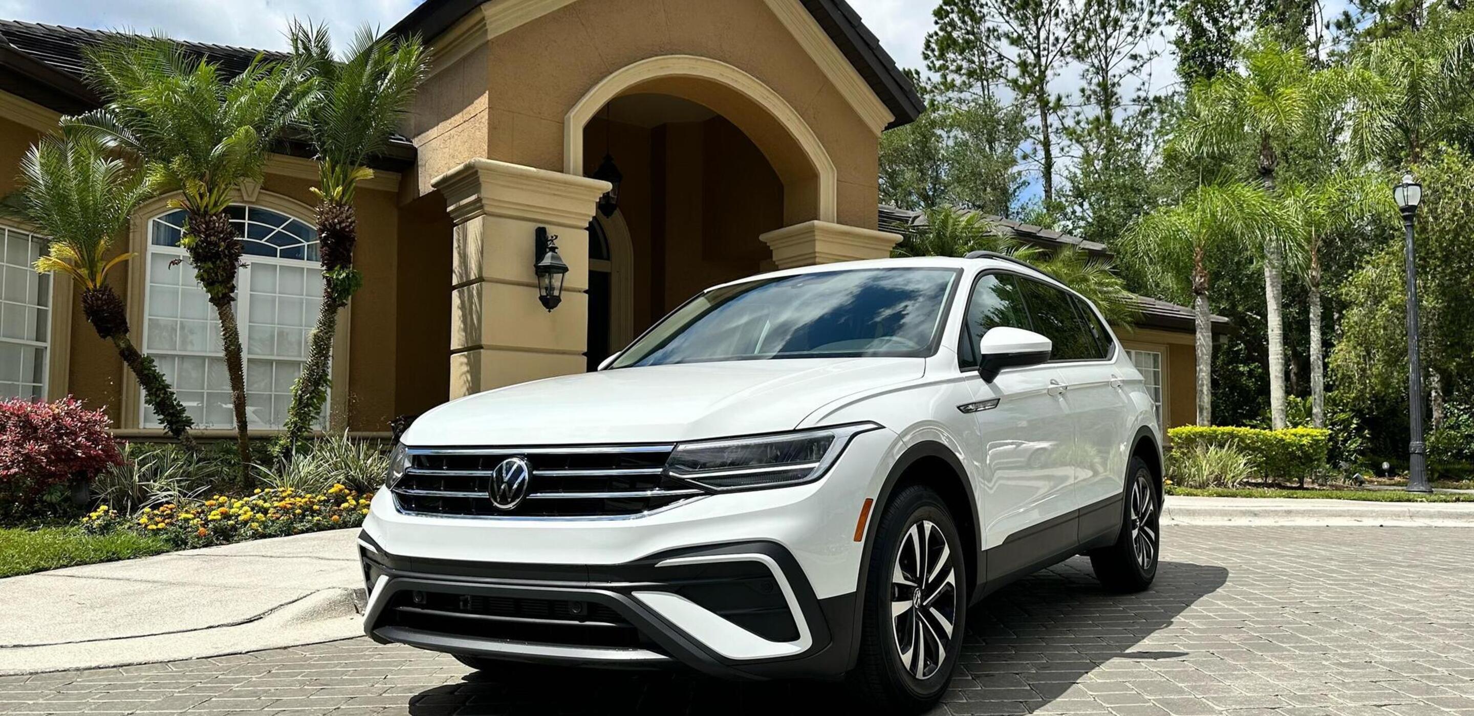 Volkswagen Tiguan 2024 in Tampa, FL