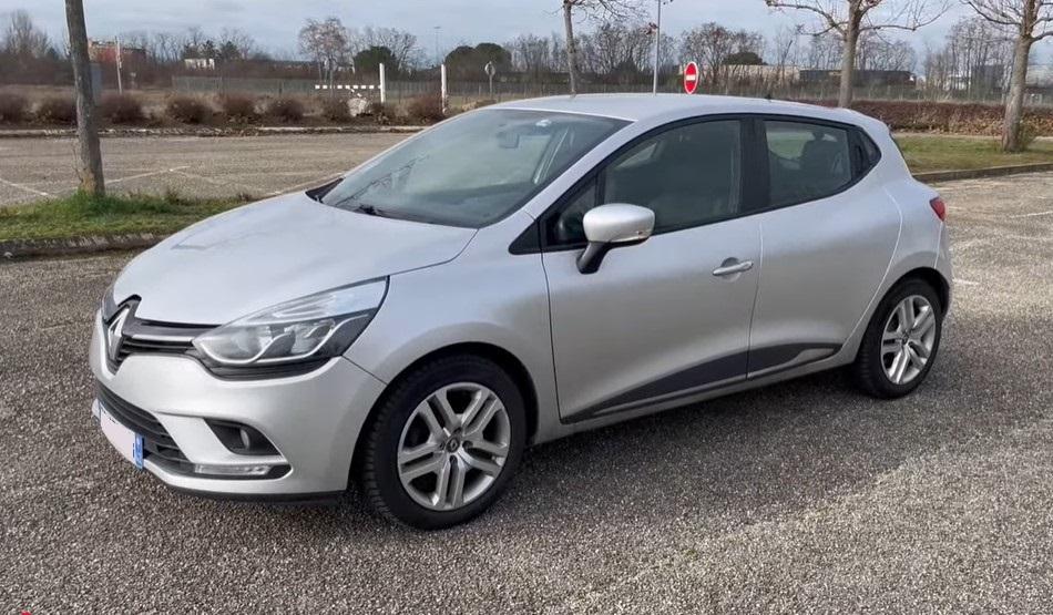Renault CLIO IV 2018 à Clamart