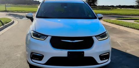 Chrysler Pacifica 2023