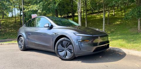 Tesla Model Y 2026