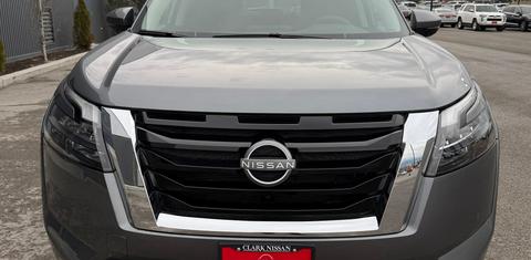 Nissan Pathfinder 2025