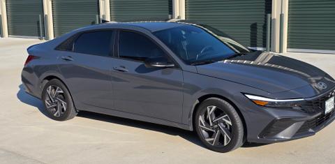 Hyundai Elantra 2025