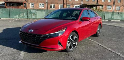 Hyundai Elantra 2023