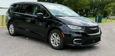 Chrysler Pacifica 2023