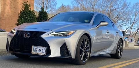 Lexus IS 2022