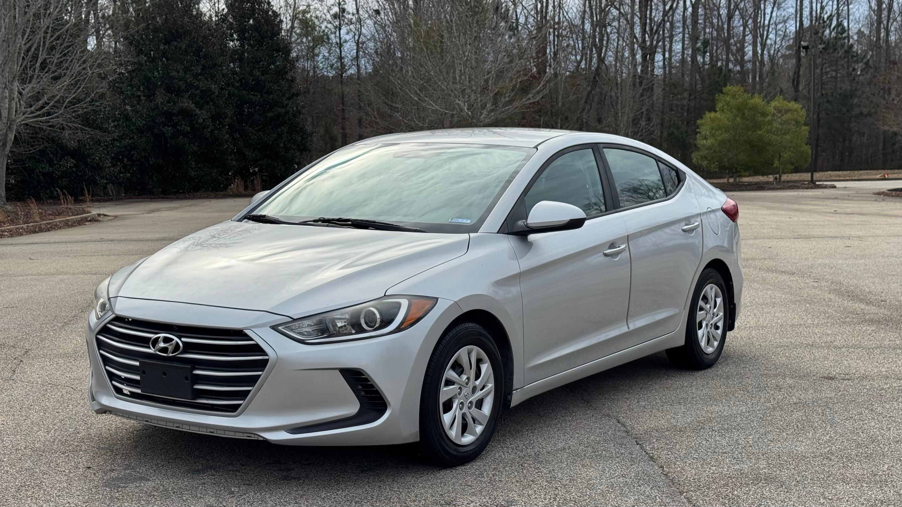 Hyundai Elantra 2018 in 