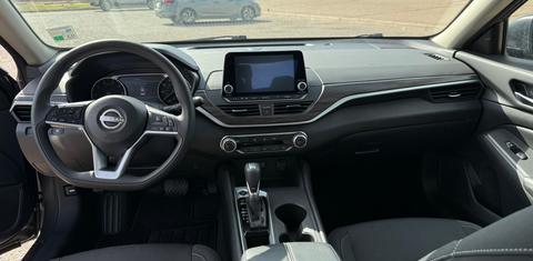 Nissan Altima 2025