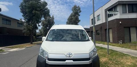 Toyota HIACE 2019
