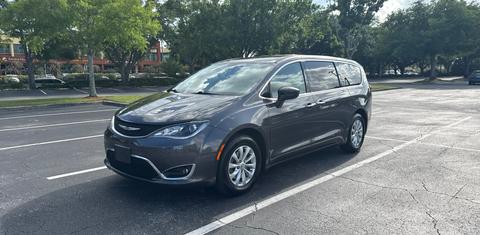 Chrysler Pacifica 2019