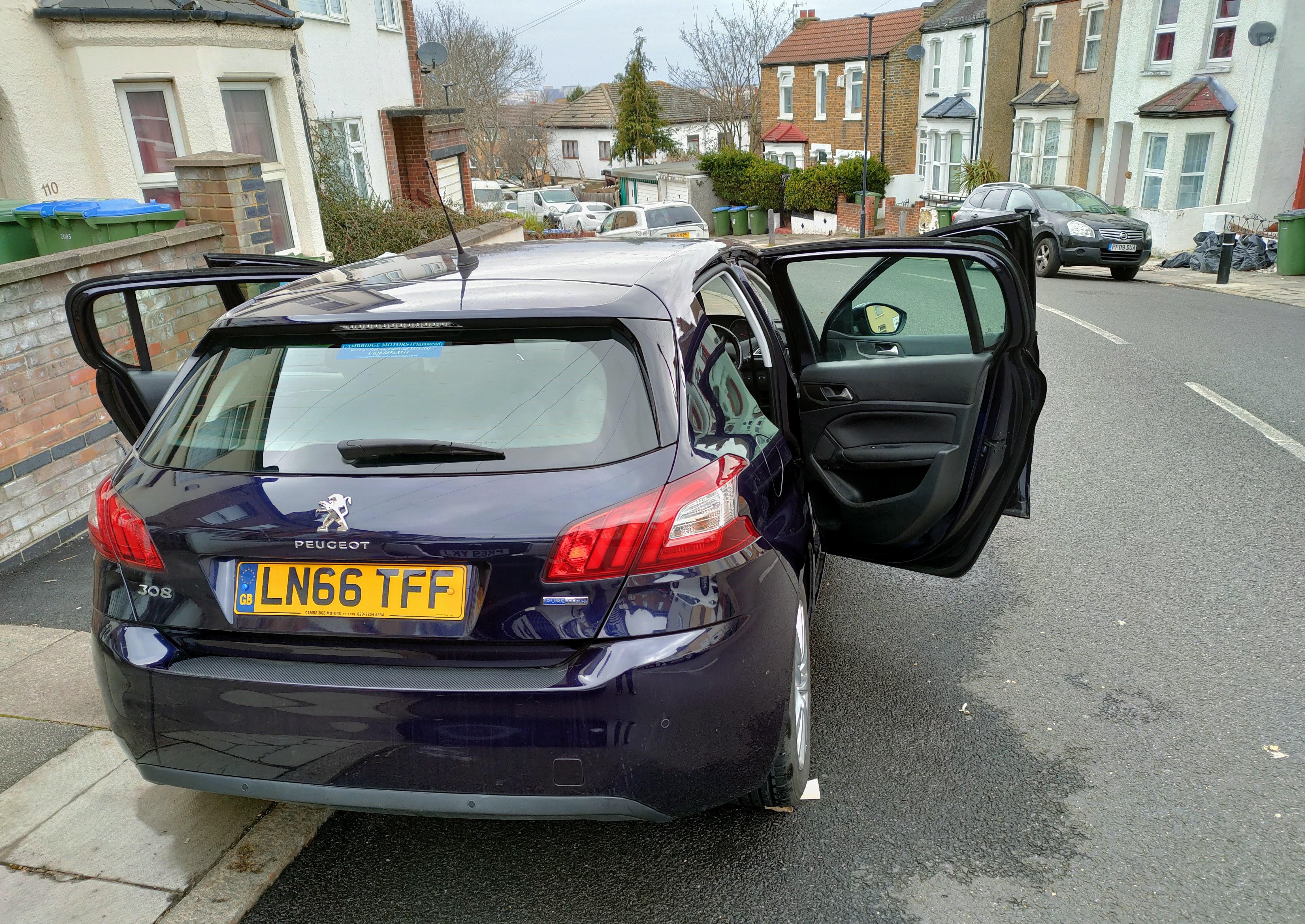 Peugeot 308 2016 in London