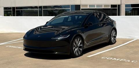 Tesla Model 3 2024