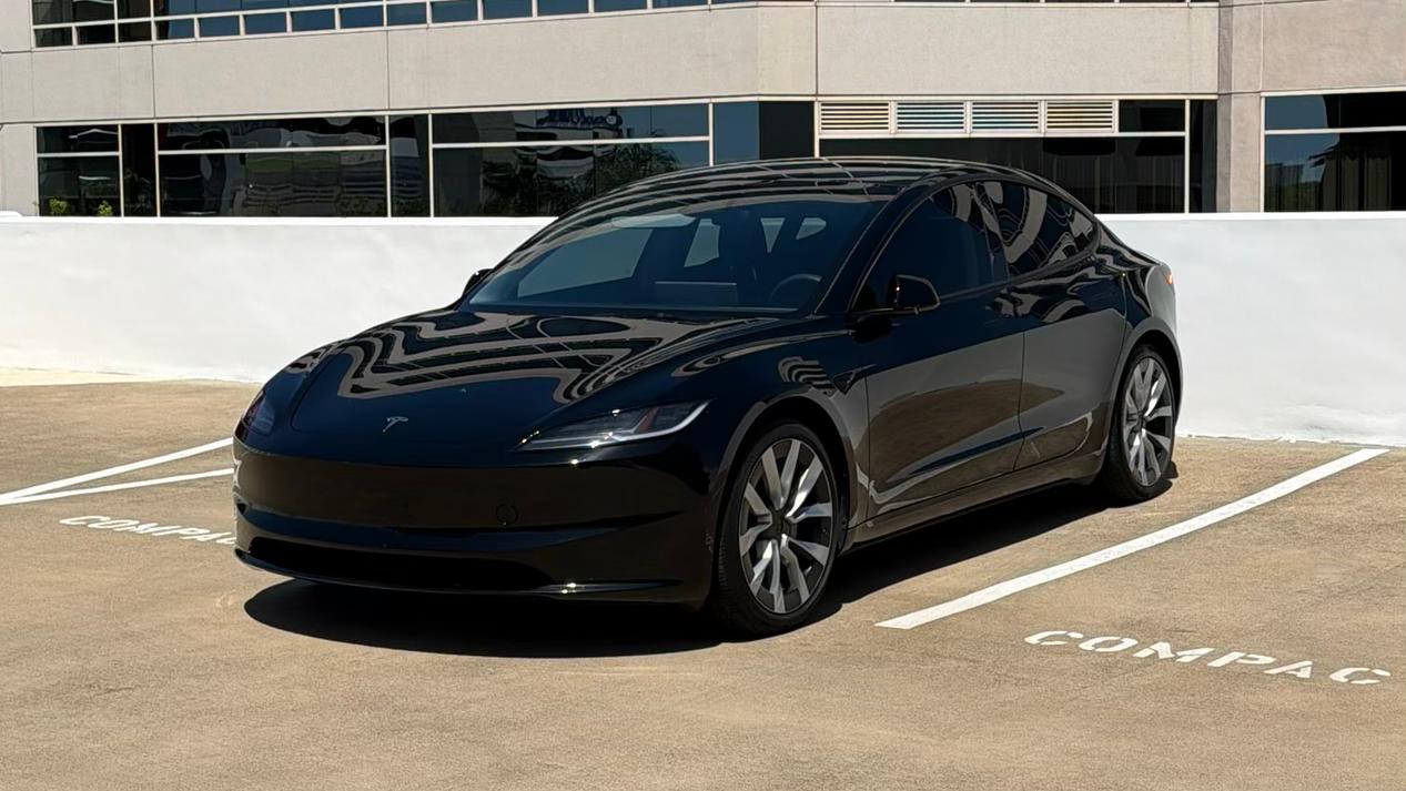 Tesla Model 3 2024 in 