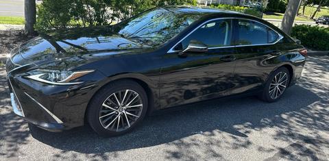 Lexus ES 2022