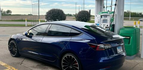 Tesla Model 3 2022