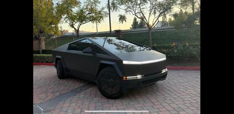Tesla Cybertruck 2024