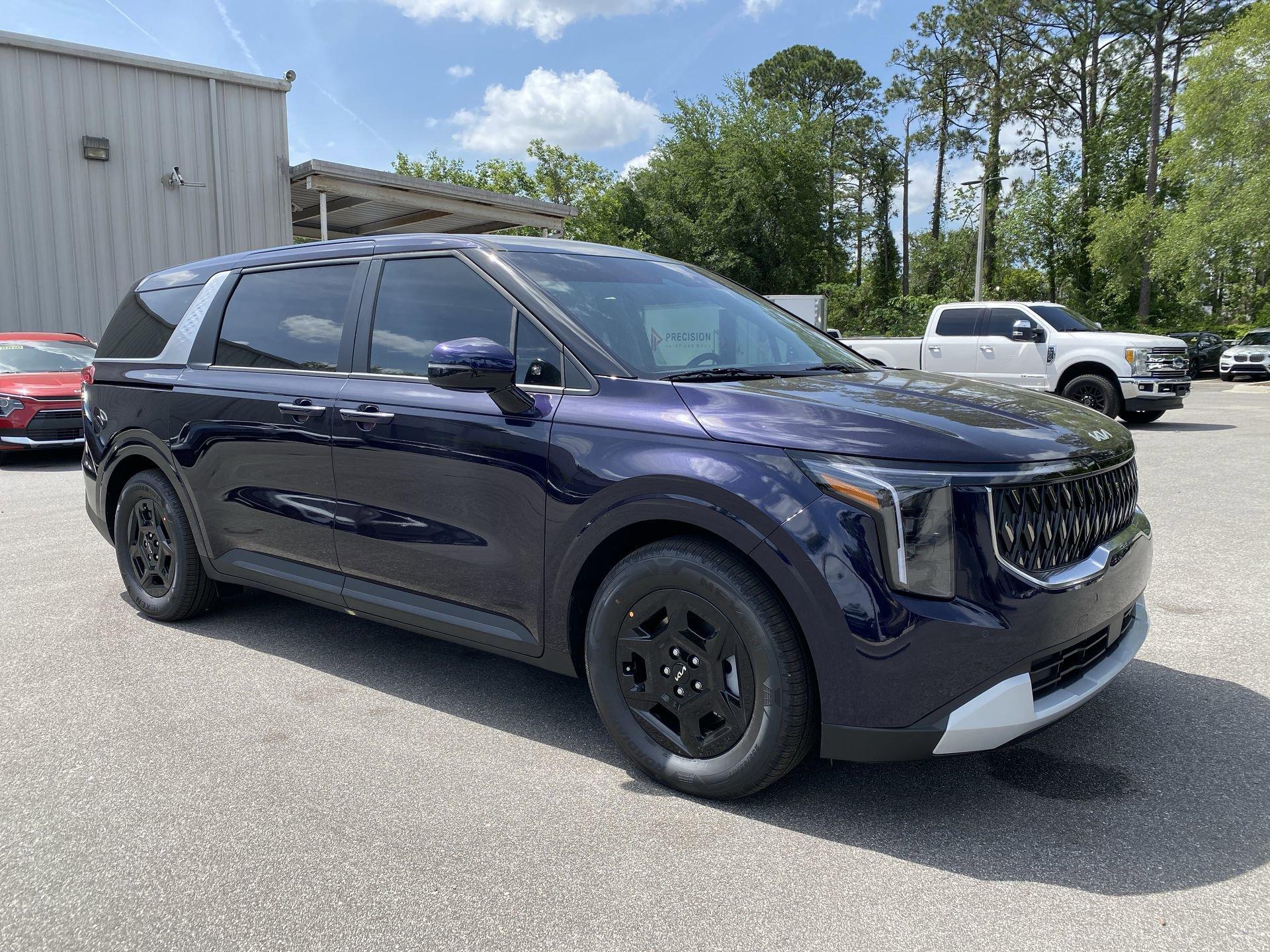 Kia Carnival 2025 in Houston, TX