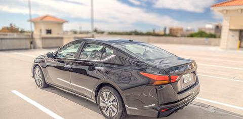Nissan Altima 2020