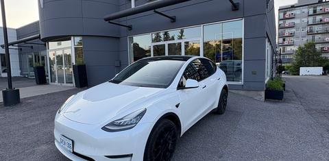 Tesla Model Y 2022