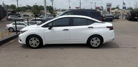 Nissan Versa 2025