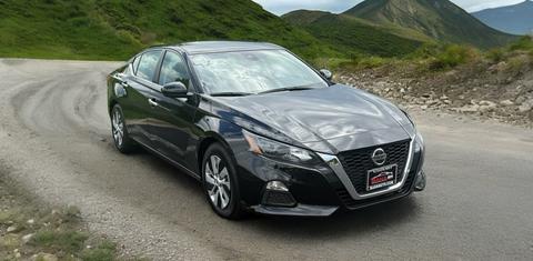Nissan Altima 2022