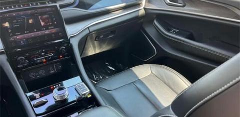 Jeep Grand Cherokee 2022