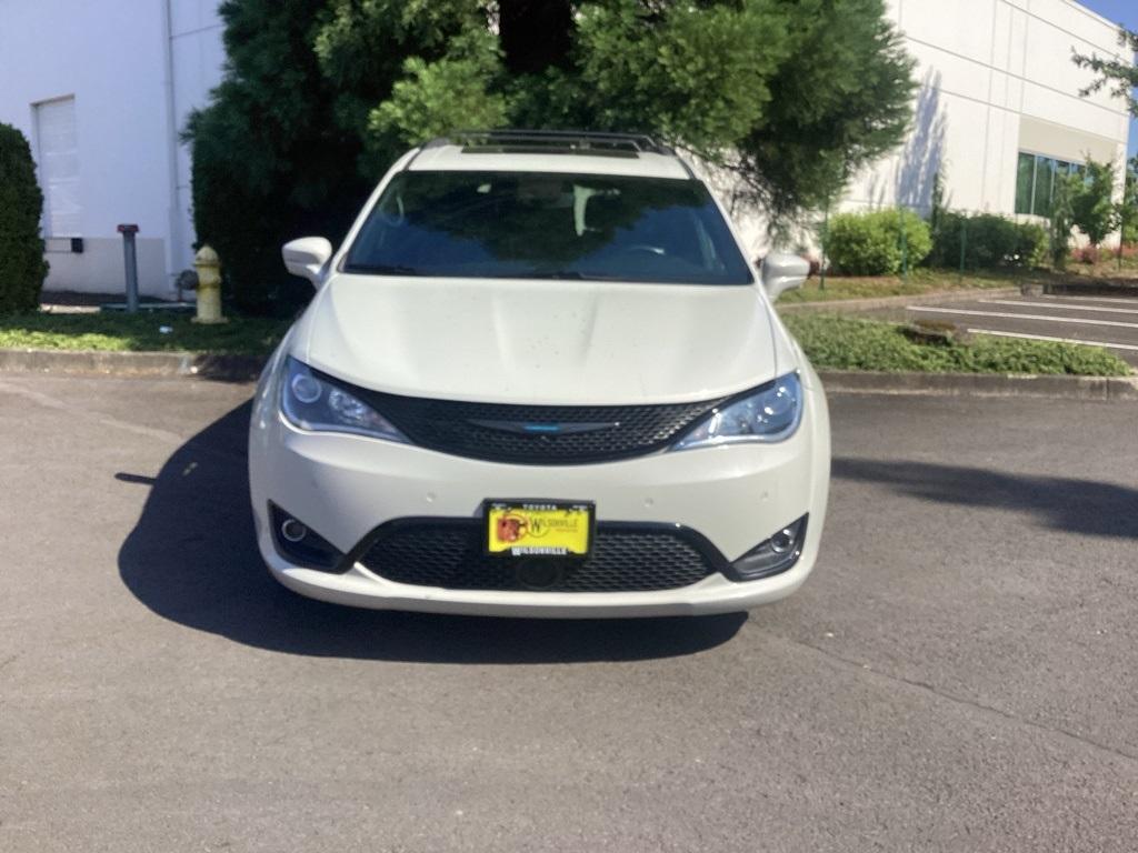Chrysler Pacifica 2020 in Portland, OR