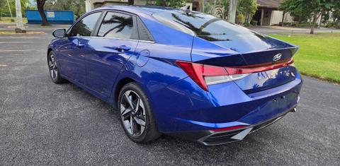 Hyundai Elantra 2021