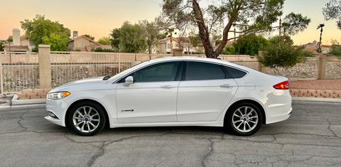 Ford Fusion Hybrid 2017