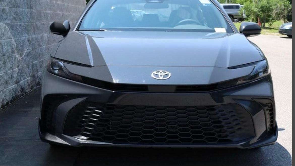 Toyota Camry Hybrid 2025 in Columbia, SC