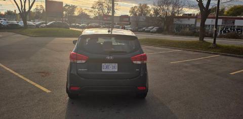 Kia Rondo 2015