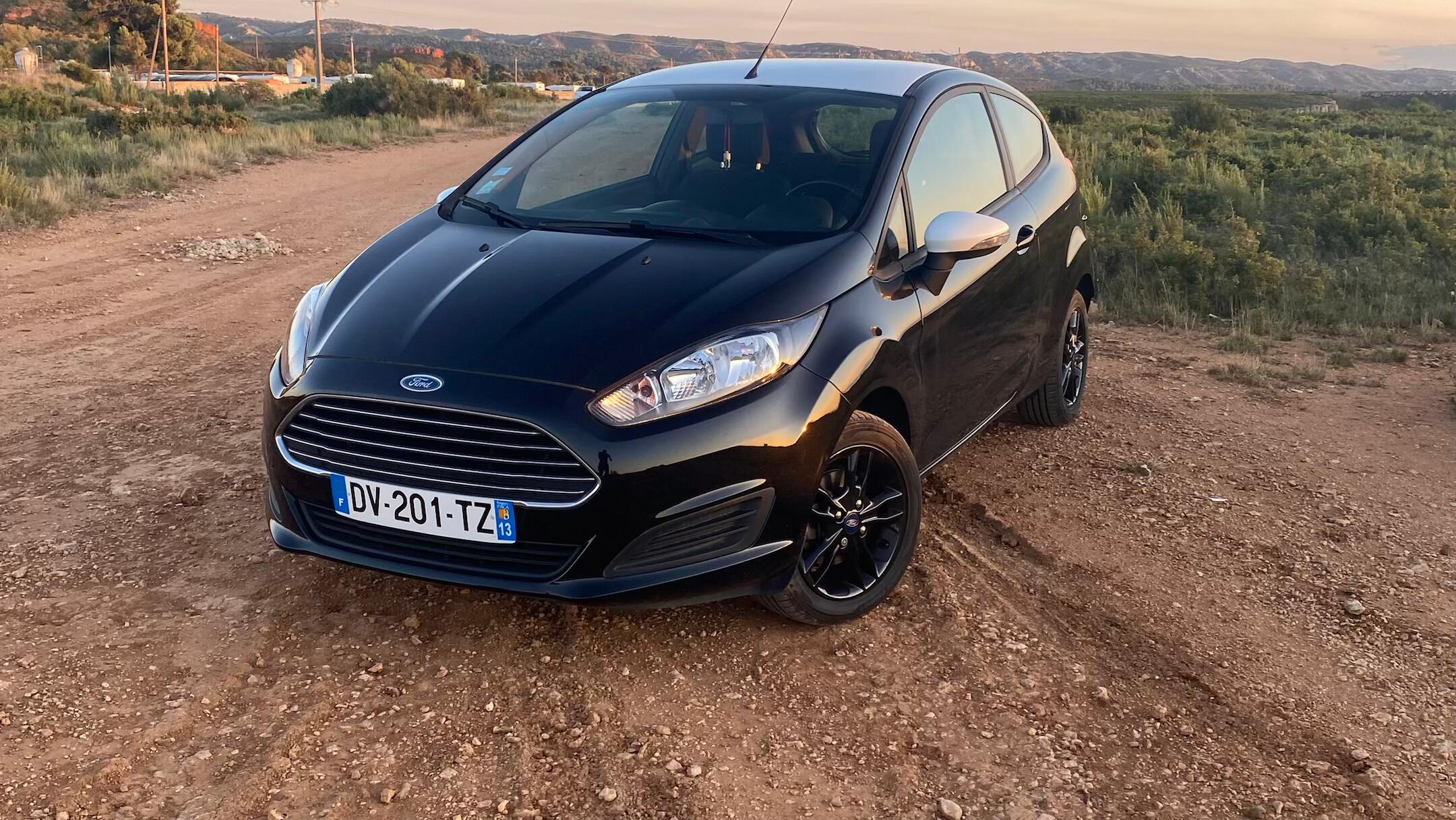 Ford FIESTA 2015 à Aix-en-provence