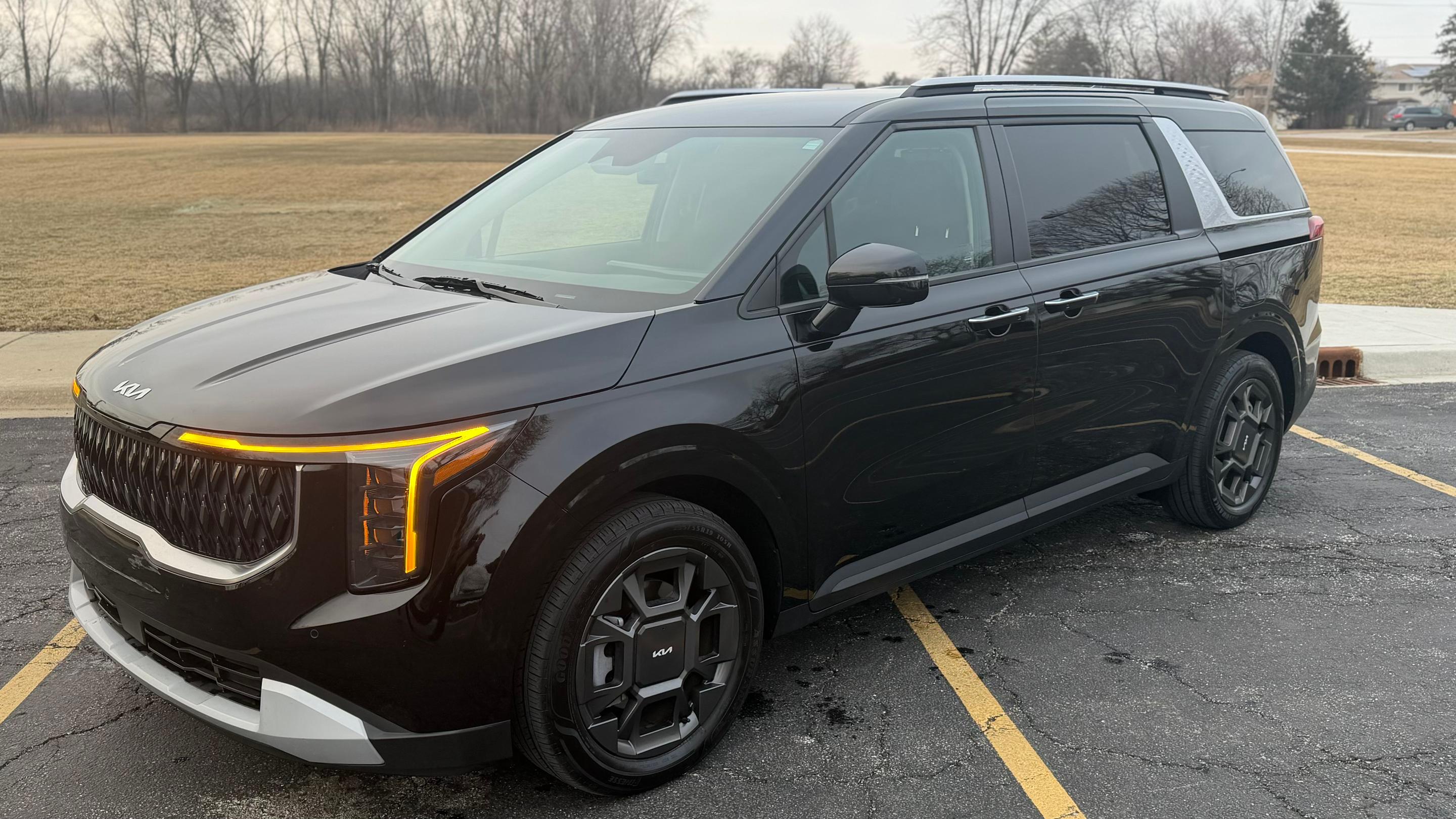 Kia Carnival Hybrid 2025 in Wood Dale, IL