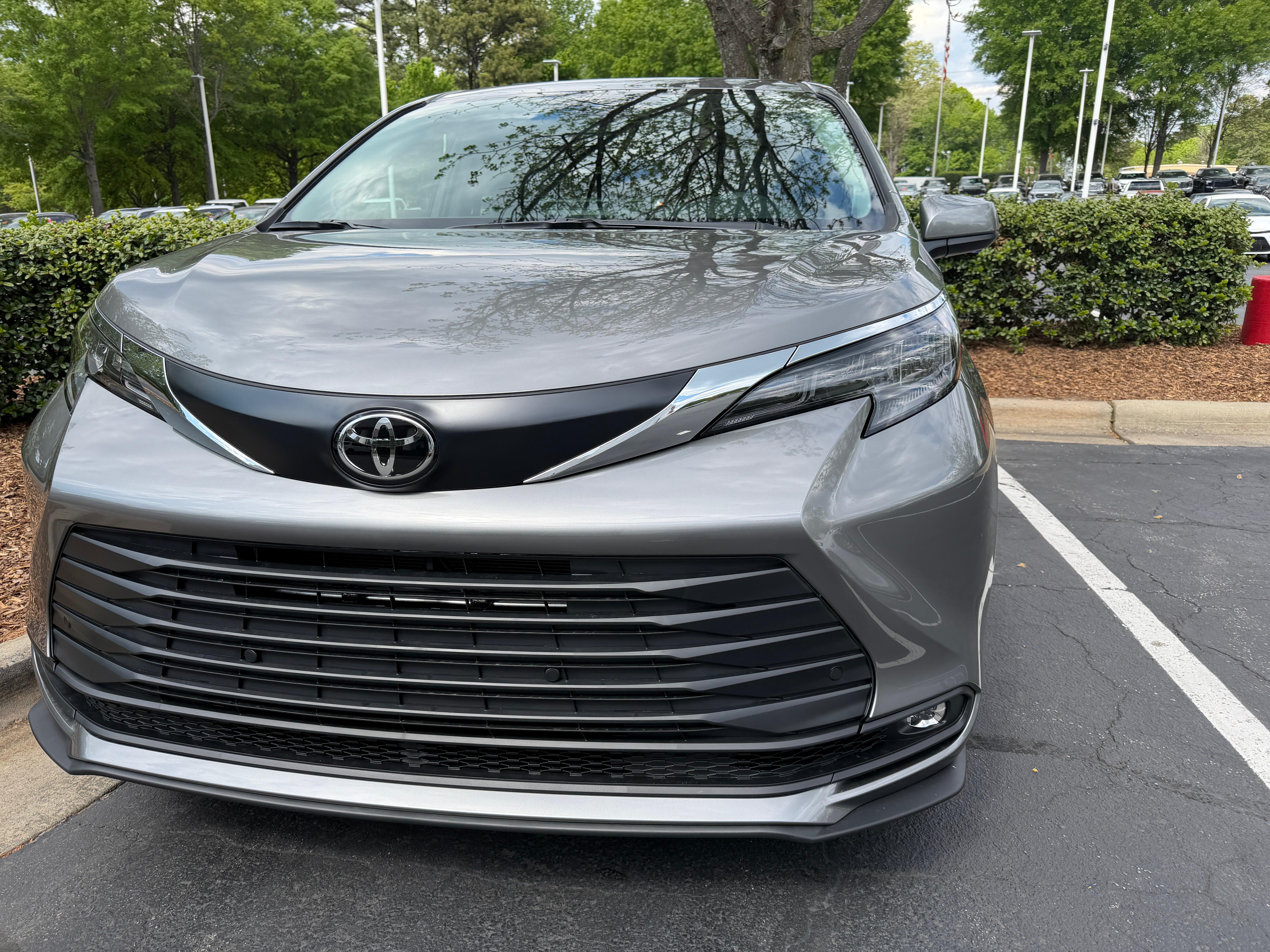 Toyota Sienna 2026 in Cary, NC