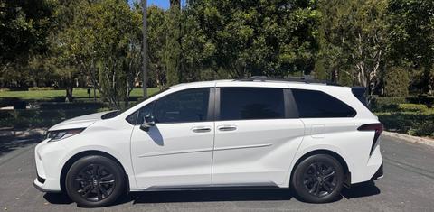 Toyota Sienna 2025