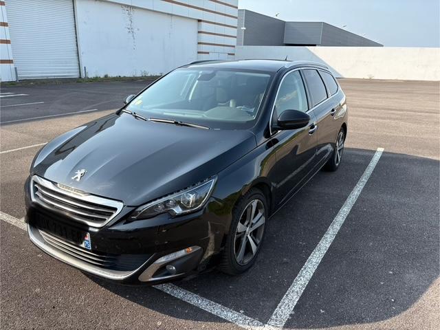 Peugeot 308 2014 à La Baule-Escoublac