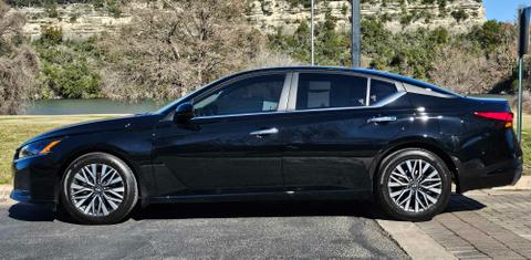 Nissan Altima 2024