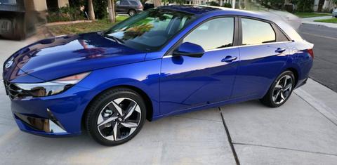 Hyundai Elantra 2023