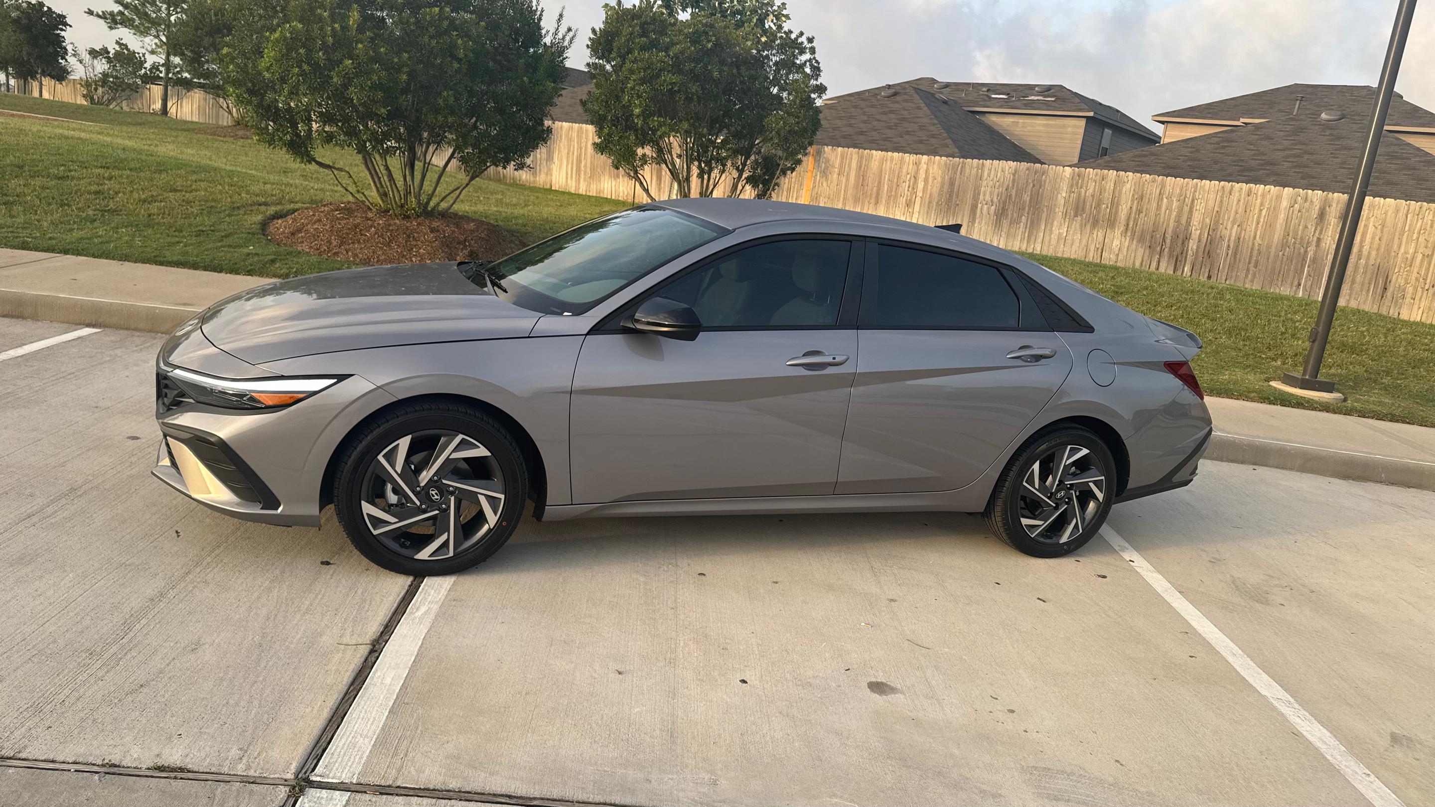 Hyundai Elantra 2025 in Spring, TX