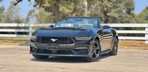 Ford Mustang 2025