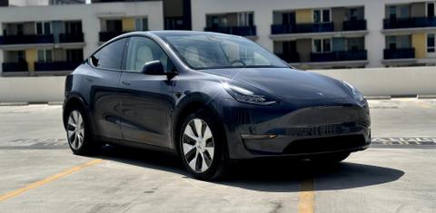 Tesla Model Y 2020