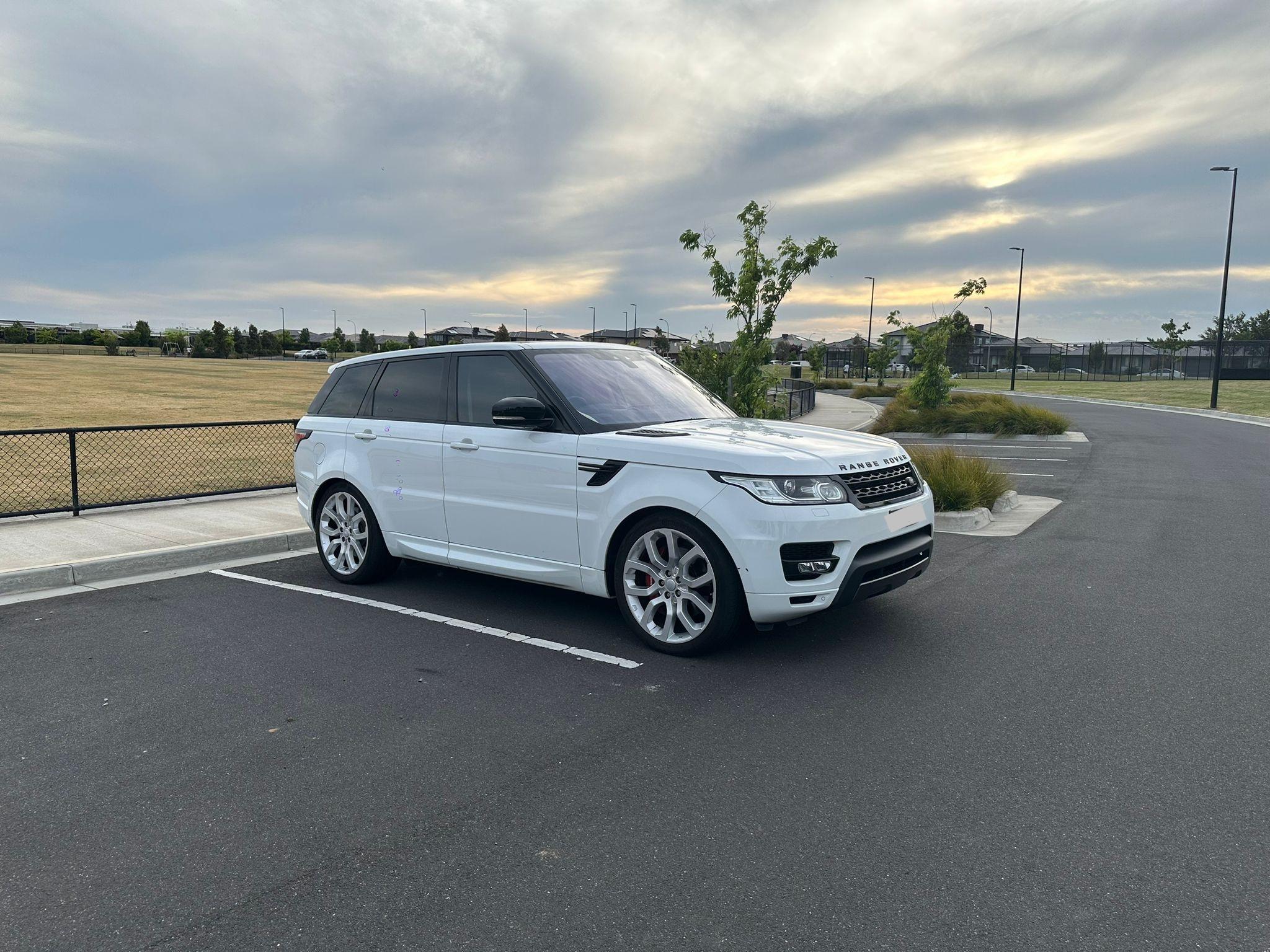 Land Rover RANGE ROVER 2017 in Kalkallo