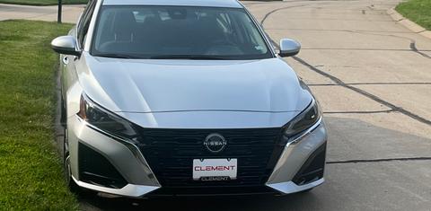 Nissan Altima 2023